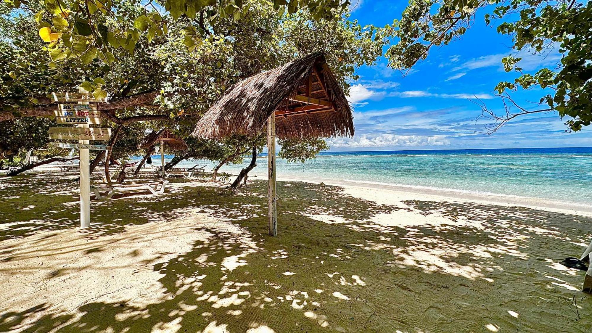 Beach Cottage Rasdhoo Bagian luar foto